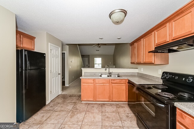 Photo - 253 Lossie Ln