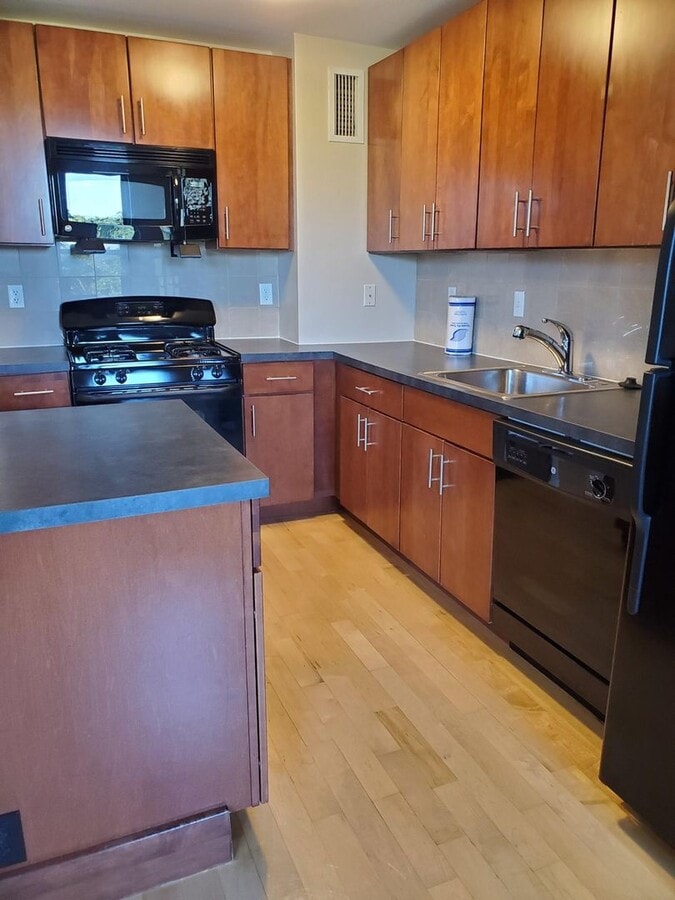 2 bed/1 bath in Brighton - 2 bed/1 bath in Brighton