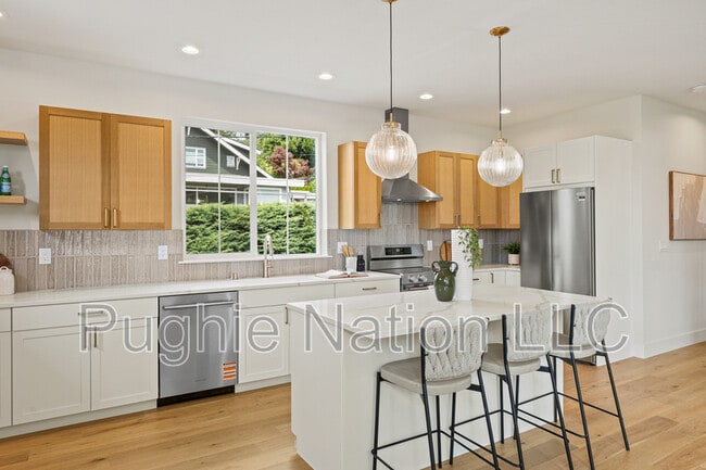 Photo - 4142 3rd Ave NW