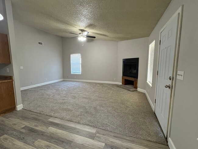 Building Photo - 824 Hardy Springs Cir Unit D Rental