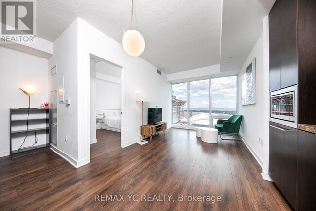 Photo - 125 Blue Jays Way Unit 4101