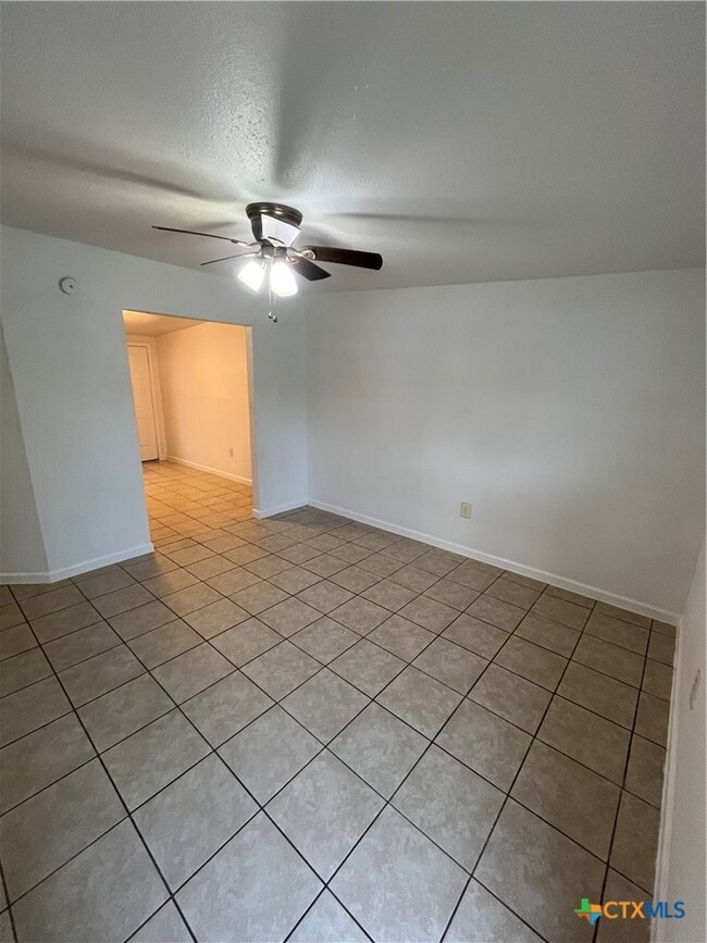 Photo - 1013 Hackberry St