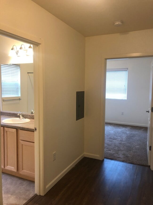 Cherry Hill Apartments