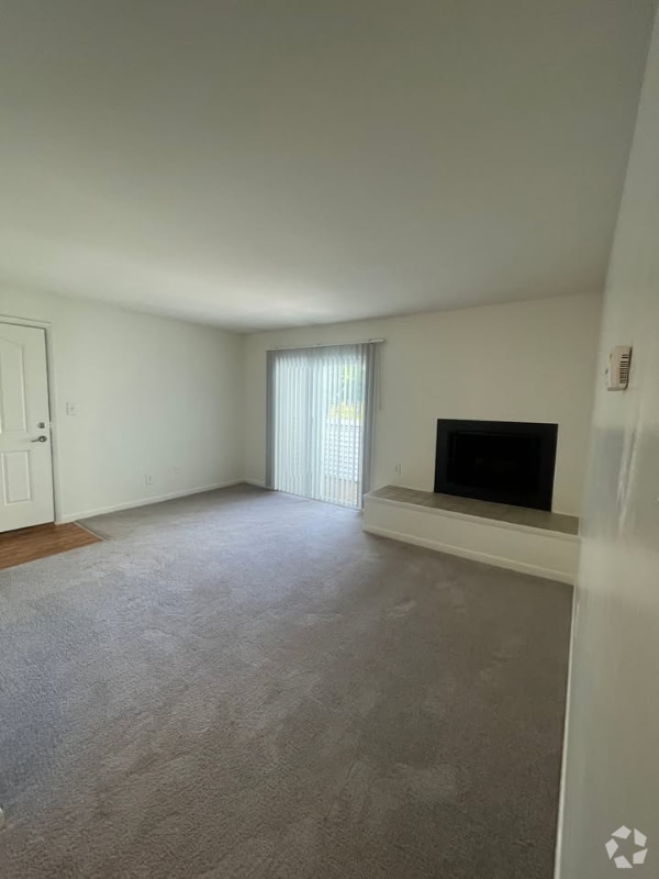 Building Photo - 600 Reusens Rd Rental