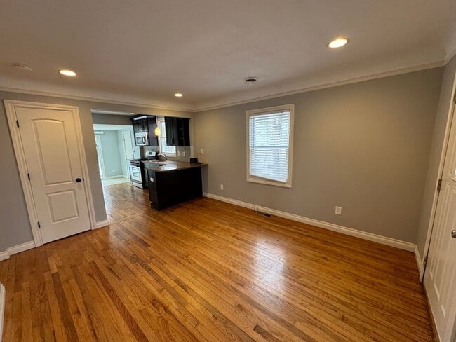 Photo - Updated Downtown Berkley ranch