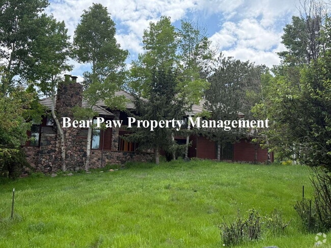 Building Photo - Beautiful Home in Riva Chase!