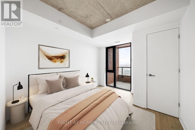 Photo - 2720 Dundas St W Unit 520