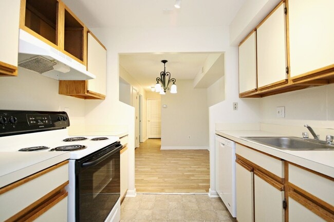 Photo - Lower-Level Turtle Creek Apartment Unit 4