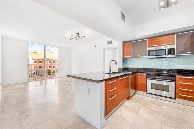 Photo - 2030 S Douglas Rd Unit 807