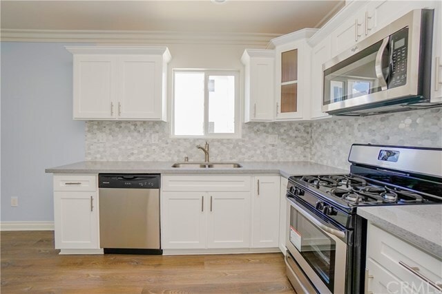 Photo - 1229 E 45th St