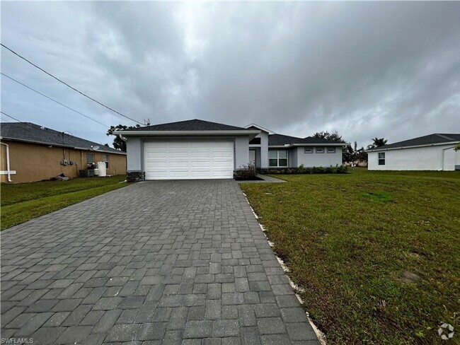 Building Photo - Spacious 4-Bedroom, 2-Bath Home for Rent w...