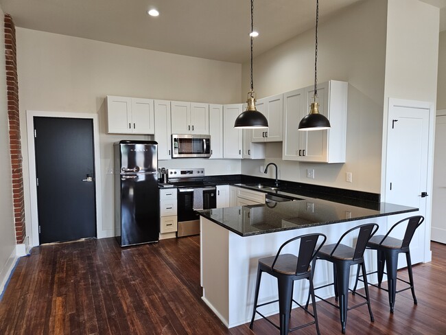 Photo - 9 S Main St Unidad 9 A