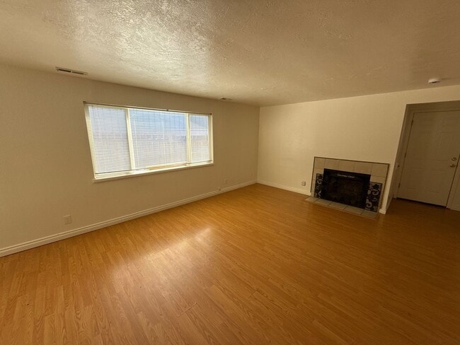 Photo - 5162 Lone Oak Rd SE