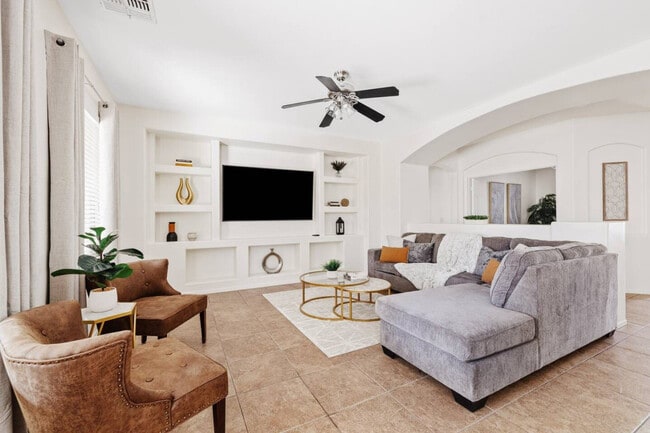 Building Photo - 2372 E Sequoia Dr Unit ID1309631P Rental