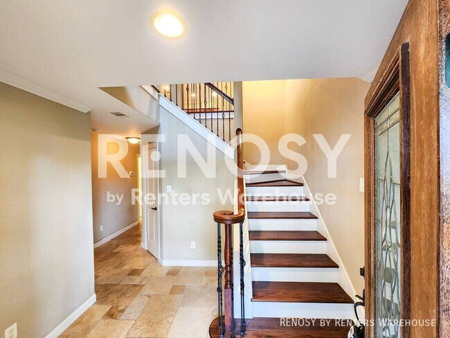 Photo - 219 W 27th St