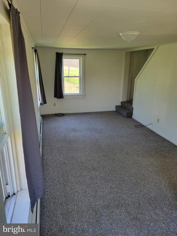 Photo - 970 Brownsville Rd