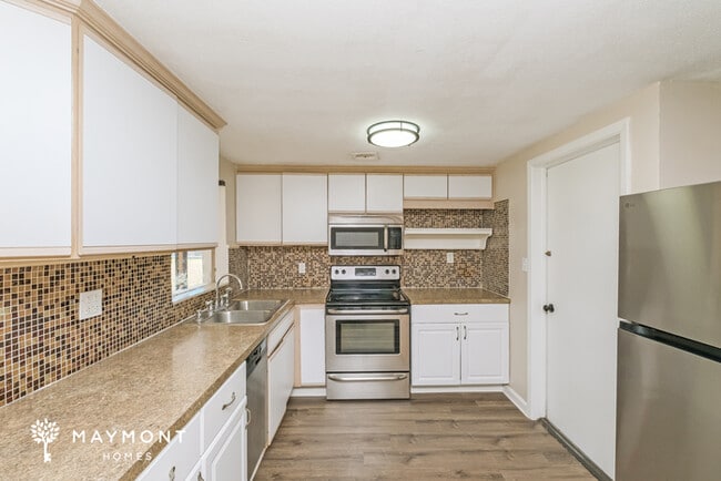 Photo - 7914 Bracken Dr