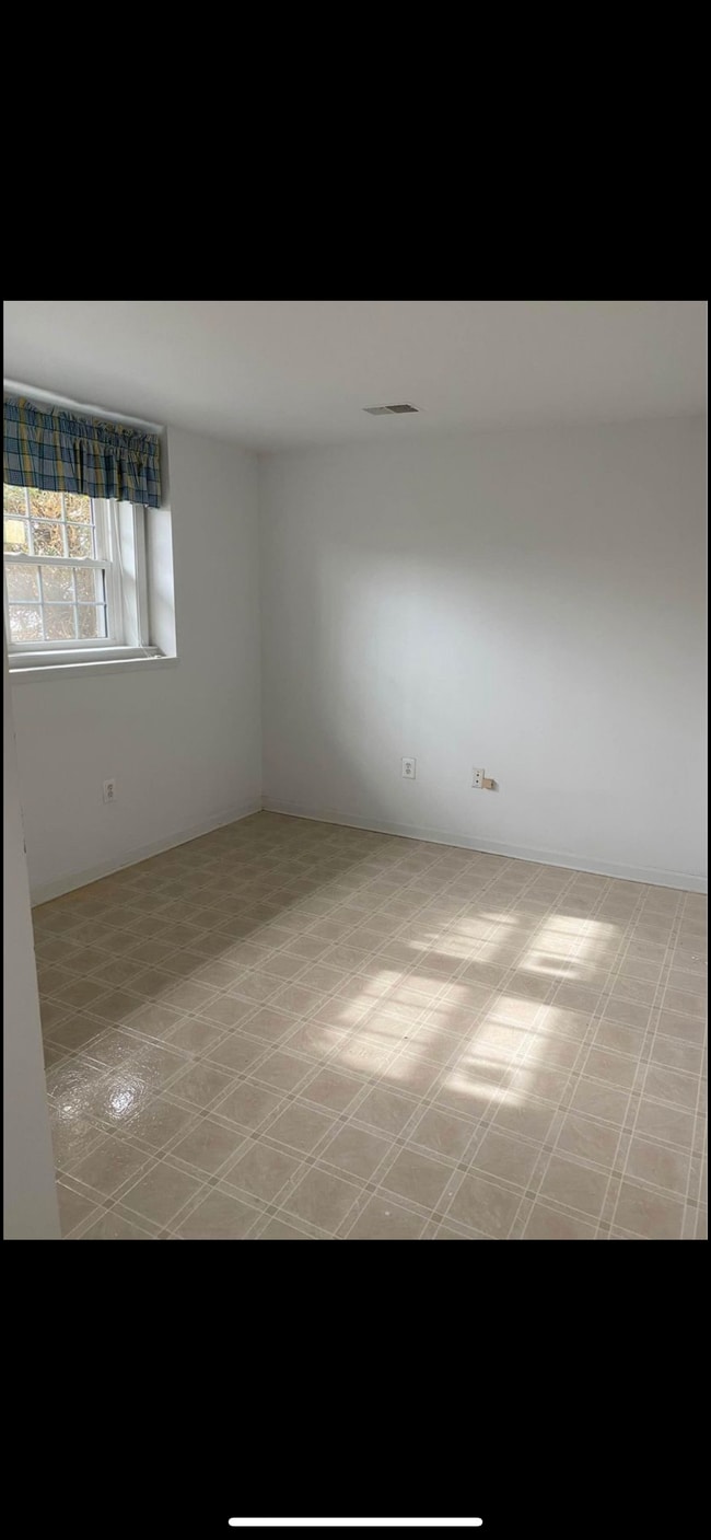 Photo - 3394 Nadia Loop