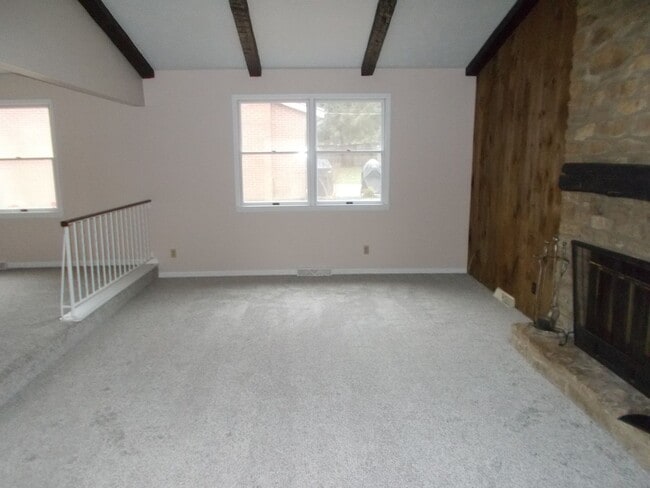 Photo - Welcome to this Stunning and Expansive 3 B...