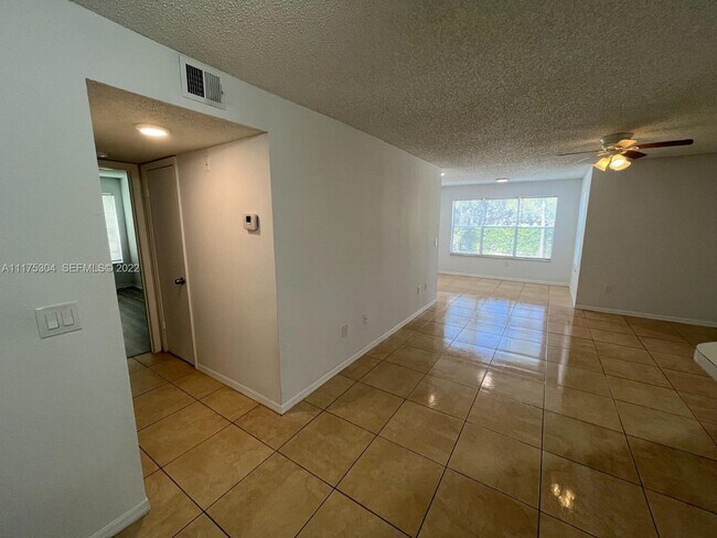 Photo - Spacious 2-bed, 2-bath apartment - Ponte Verde at Palm Beach Lakes