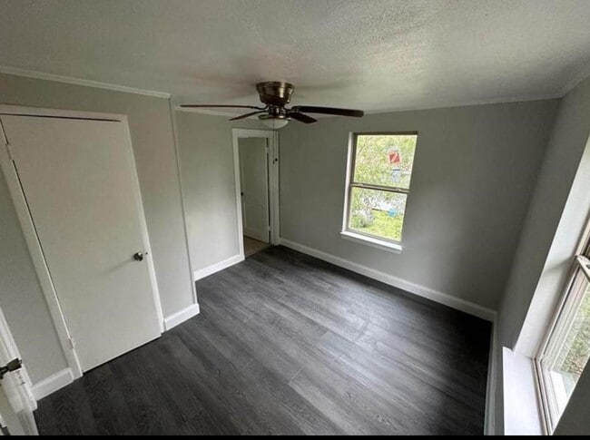 Photo - 702 Rosedale St Unidad B