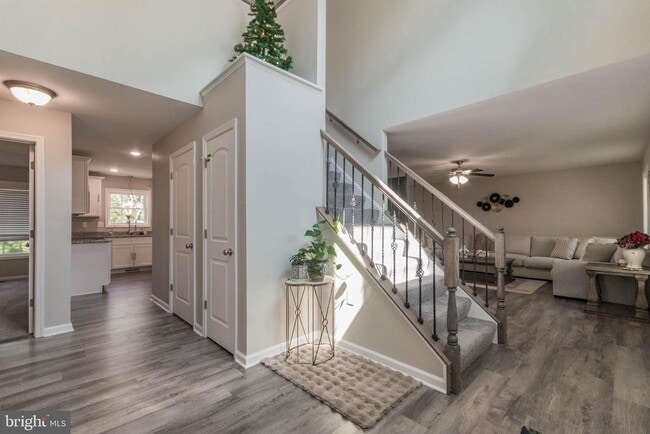 Photo - 342 Europa Way