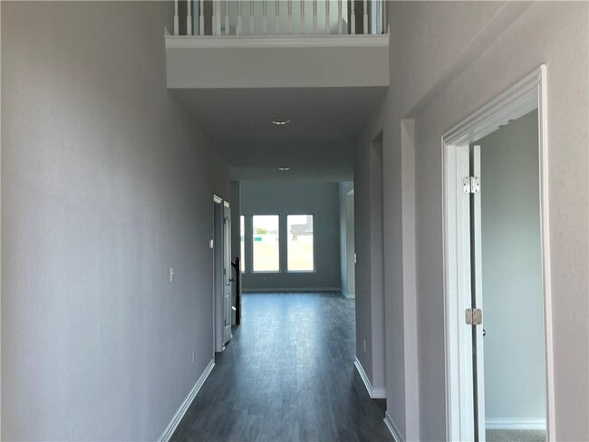 Photo - 14109 Pennington Ln