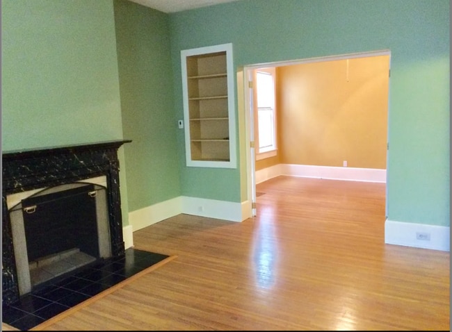 Building Photo - 291 Norwood Ave Unit Apt. 1