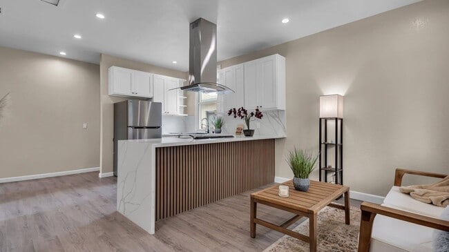 Photo - Downtown San Jose- beautifully renovated 3 bed/2 bath house with central heating and A/C