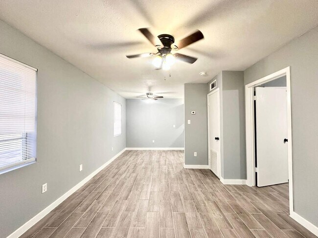 Maple Manor Apartments