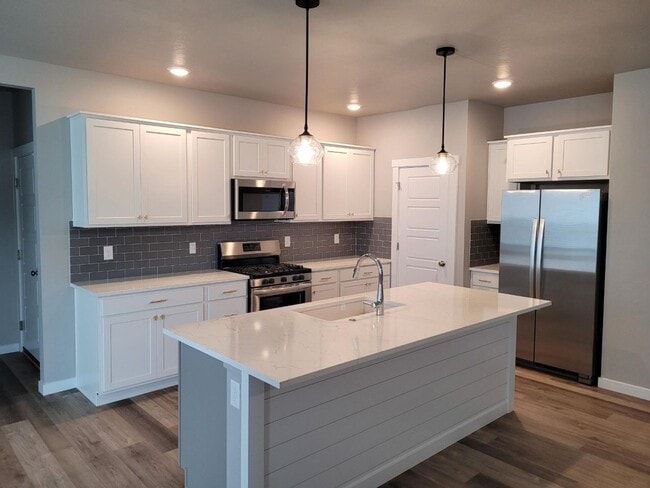 Photo - Amazing 5 Bedroom Home in Meridian!