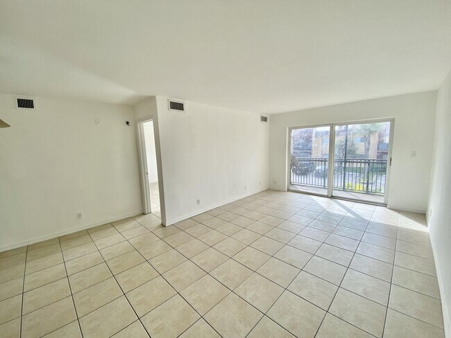 Photo - 2914 NW 55th Ave