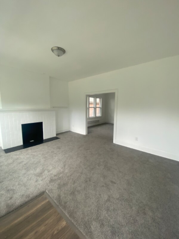 Photo - 3004 Elmhurst St Unit 1