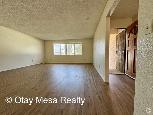 Building Photo - Spacious 3-Bed, 2-Bath Home in Imperial Beach