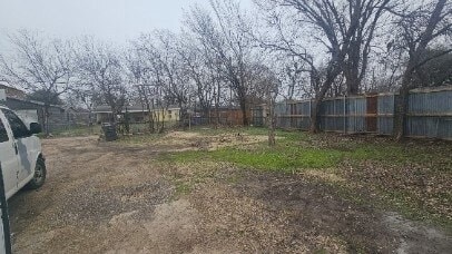 Photo - 1426 N Jim Miller Rd