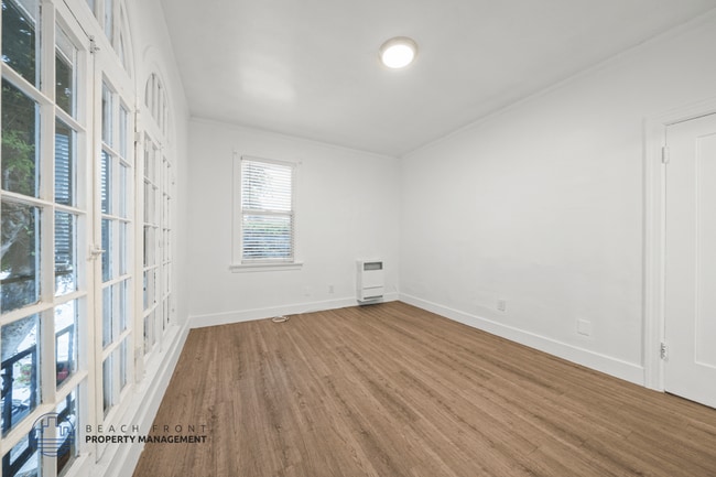 Photo - 402 N Soto St.