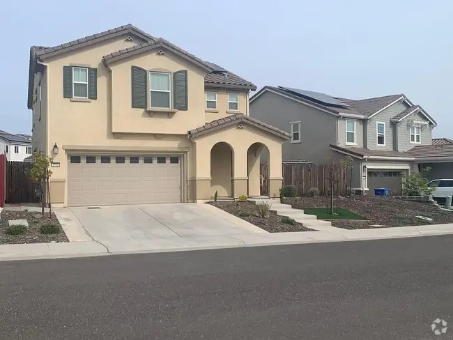 Building Photo - 4586 Butterfly Ridge Dr Rental