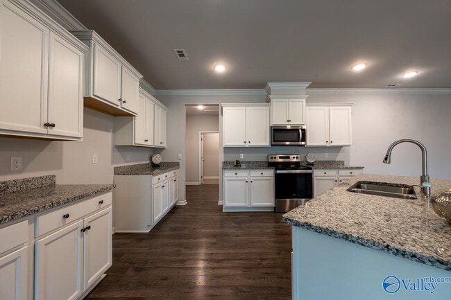 Photo - 331 Jackson Pt Cir