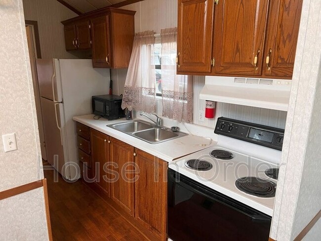 Photo - 127 Crider Cir