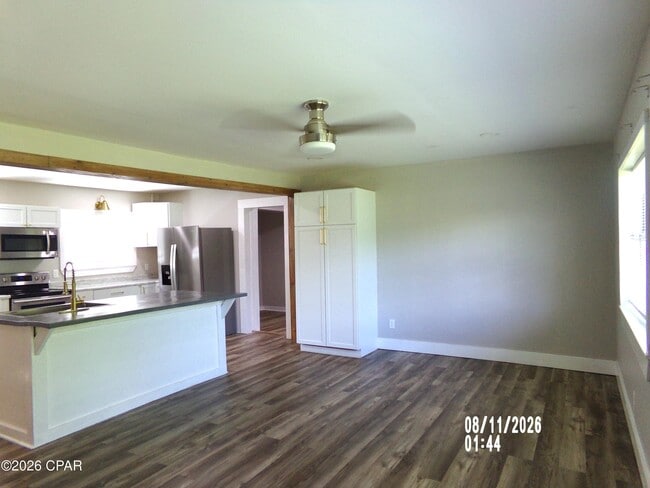 Photo - 6530 Dahlia Dr