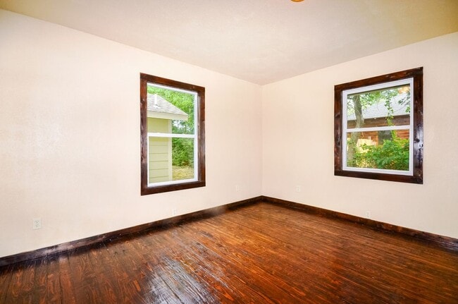 1421 N Cleveland Ave