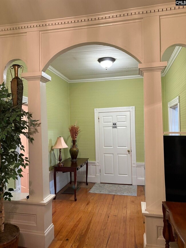 Photo - 225 Columbia Ave