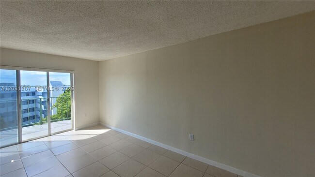 Photo - 9360 Fontainebleau Blvd Unit 612