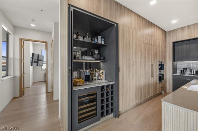 Building Photo - 8475 Michael Cherry Ave Unit 420