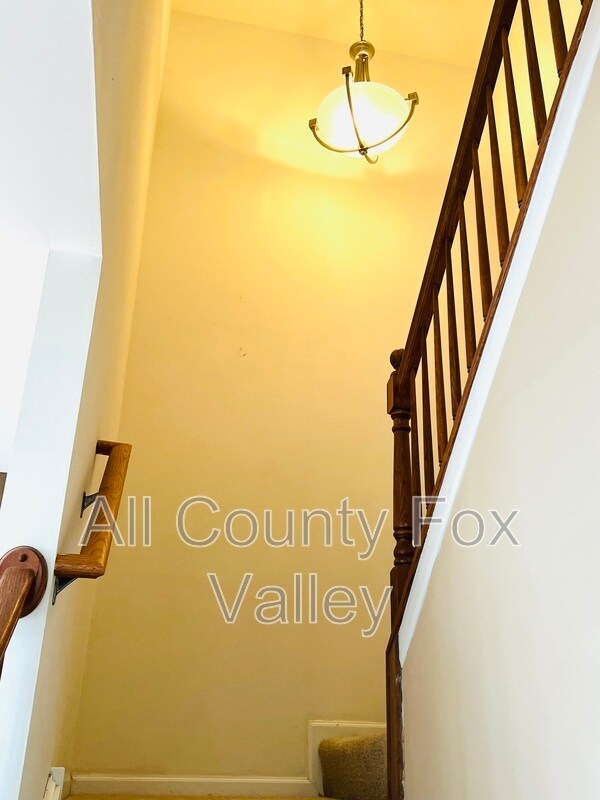 Photo - 765 Thornbury Ct