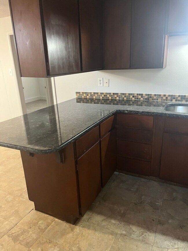 Photo - Wilkinson Riverside Unit 663