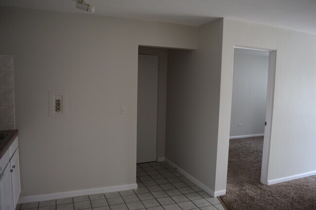 Photo - 6341 W Belmont Ave