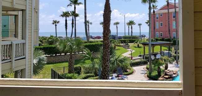 Photo - 7000 Seawall Blvd