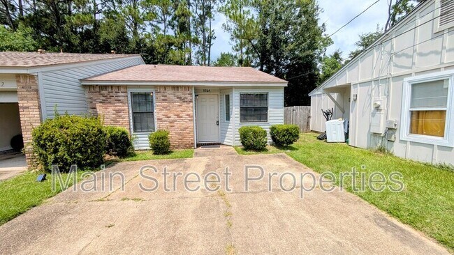 Building Photo - 8264 Continental Dr Rental