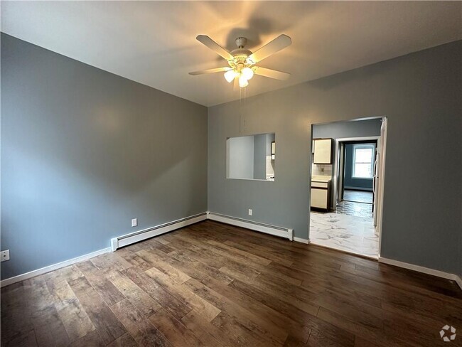 Building Photo - 13 Jackson St Unit C Rental